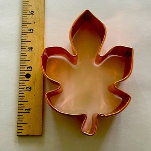 Wilton Large Solid Copper, Maple Leaf Cookie Cutter